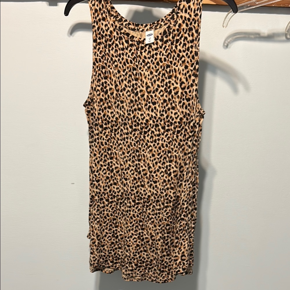 Leopard Print Sleeveless Top
